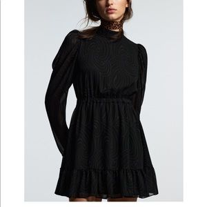 Zara printed mini dress. Tags still on never worn